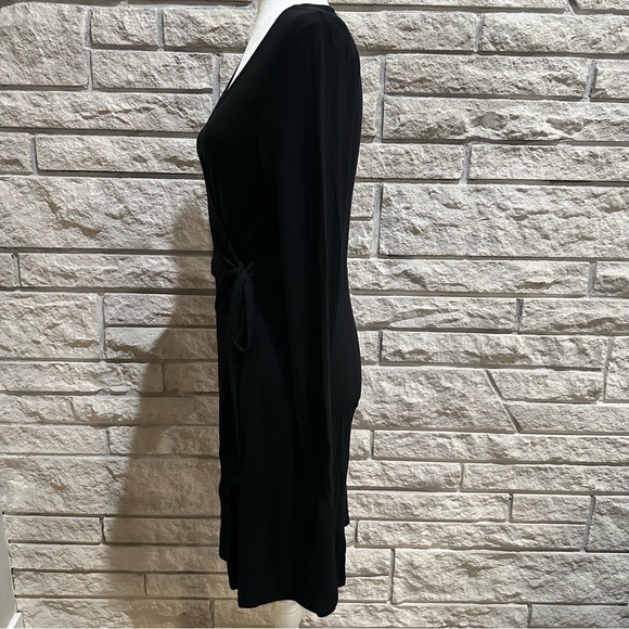 Express faux wrap black dress - Picture 3 of 4
